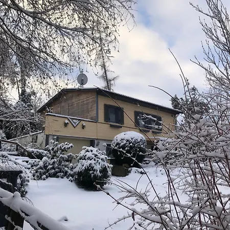 Chalet Authentiek, Vintage Aan De Bosrand