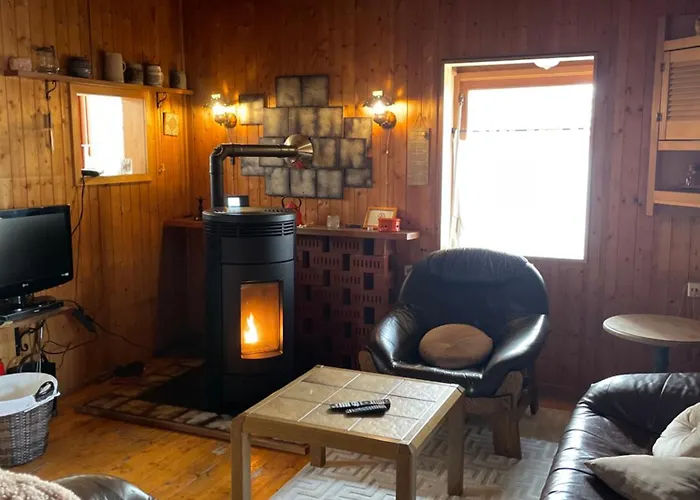 Chalé Authentiek, Vintage Aan De Bosrand